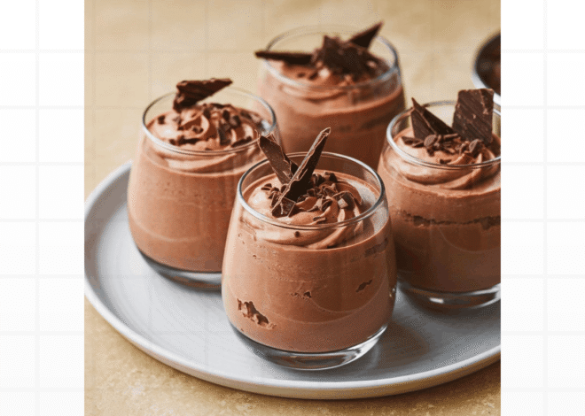 Receita de Mousse de Chocolate Clássica: Como Atingir a Textura Aerada Sem Usar Gelatina